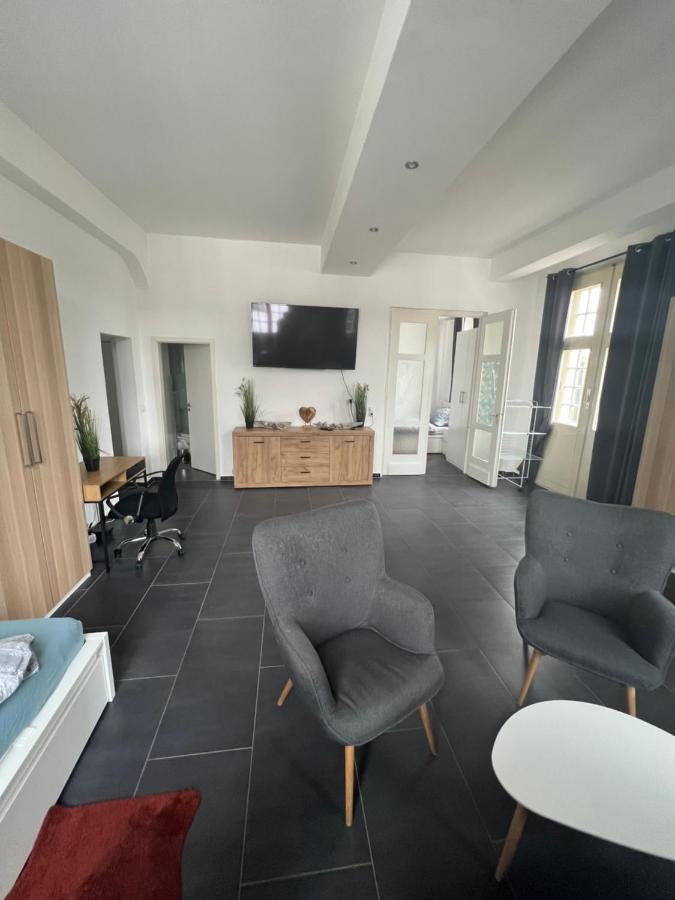 Viersen Schoene Apartments Am Duelkener Bahnhof מראה חיצוני תמונה