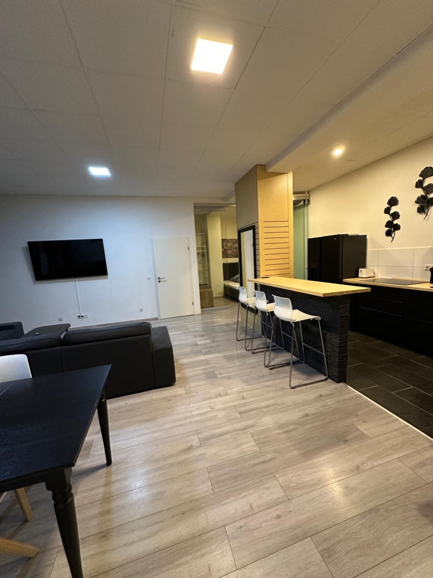 Viersen Schoene Apartments Am Duelkener Bahnhof מראה חיצוני תמונה