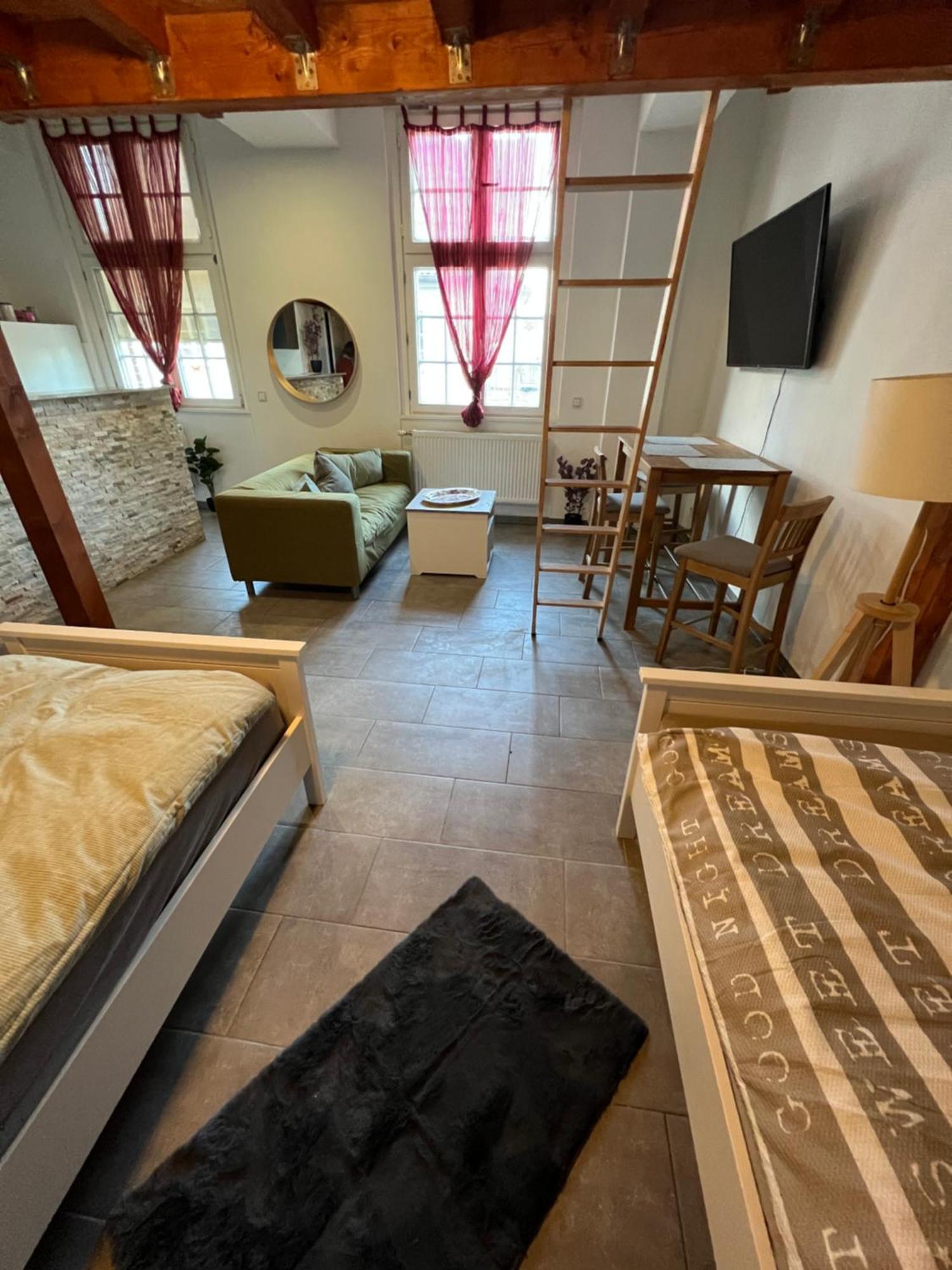 Viersen Schoene Apartments Am Duelkener Bahnhof מראה חיצוני תמונה
