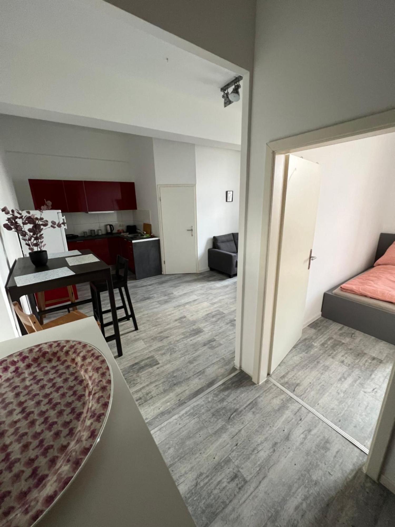 Viersen Schoene Apartments Am Duelkener Bahnhof מראה חיצוני תמונה