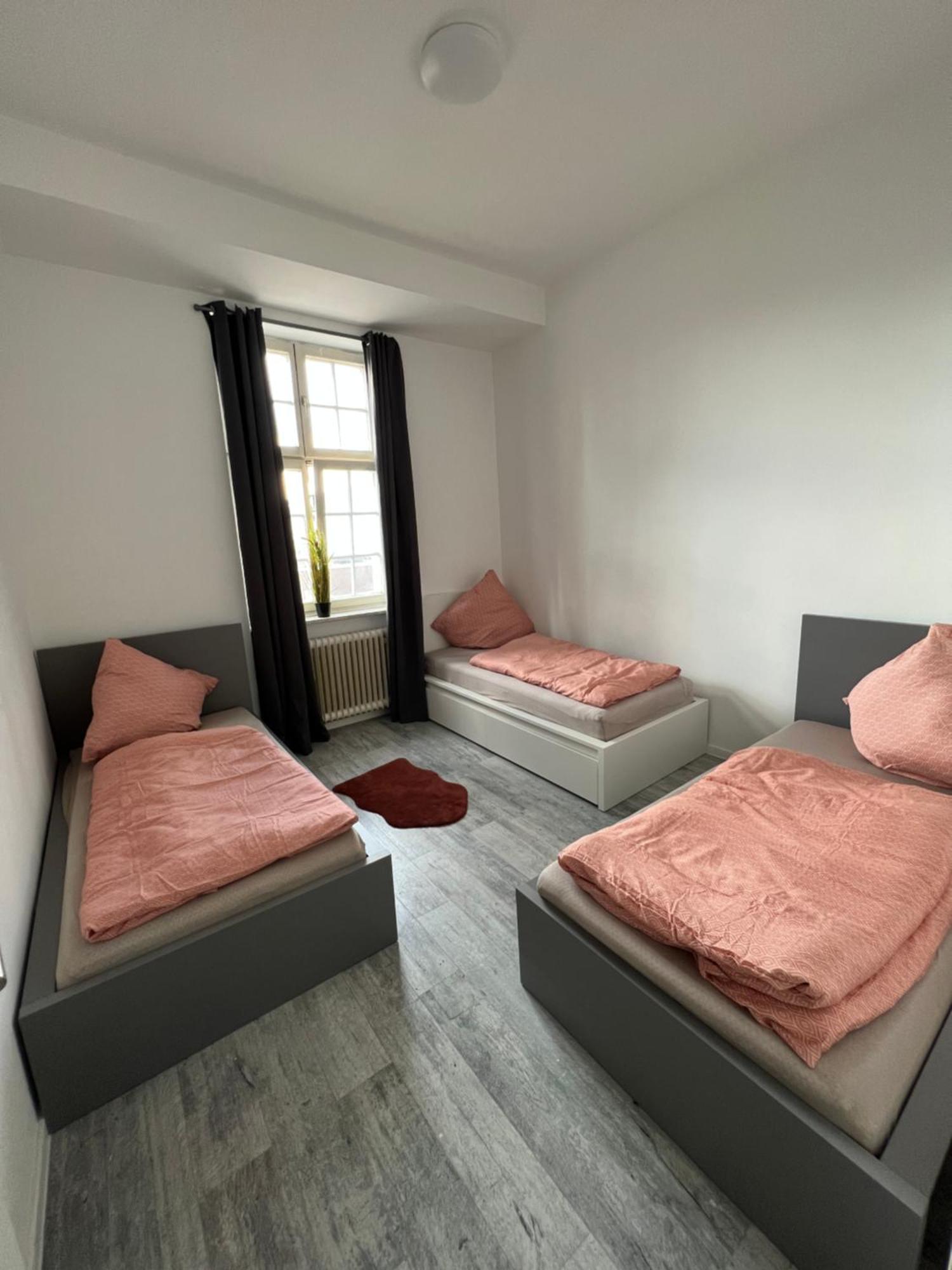 Viersen Schoene Apartments Am Duelkener Bahnhof מראה חיצוני תמונה