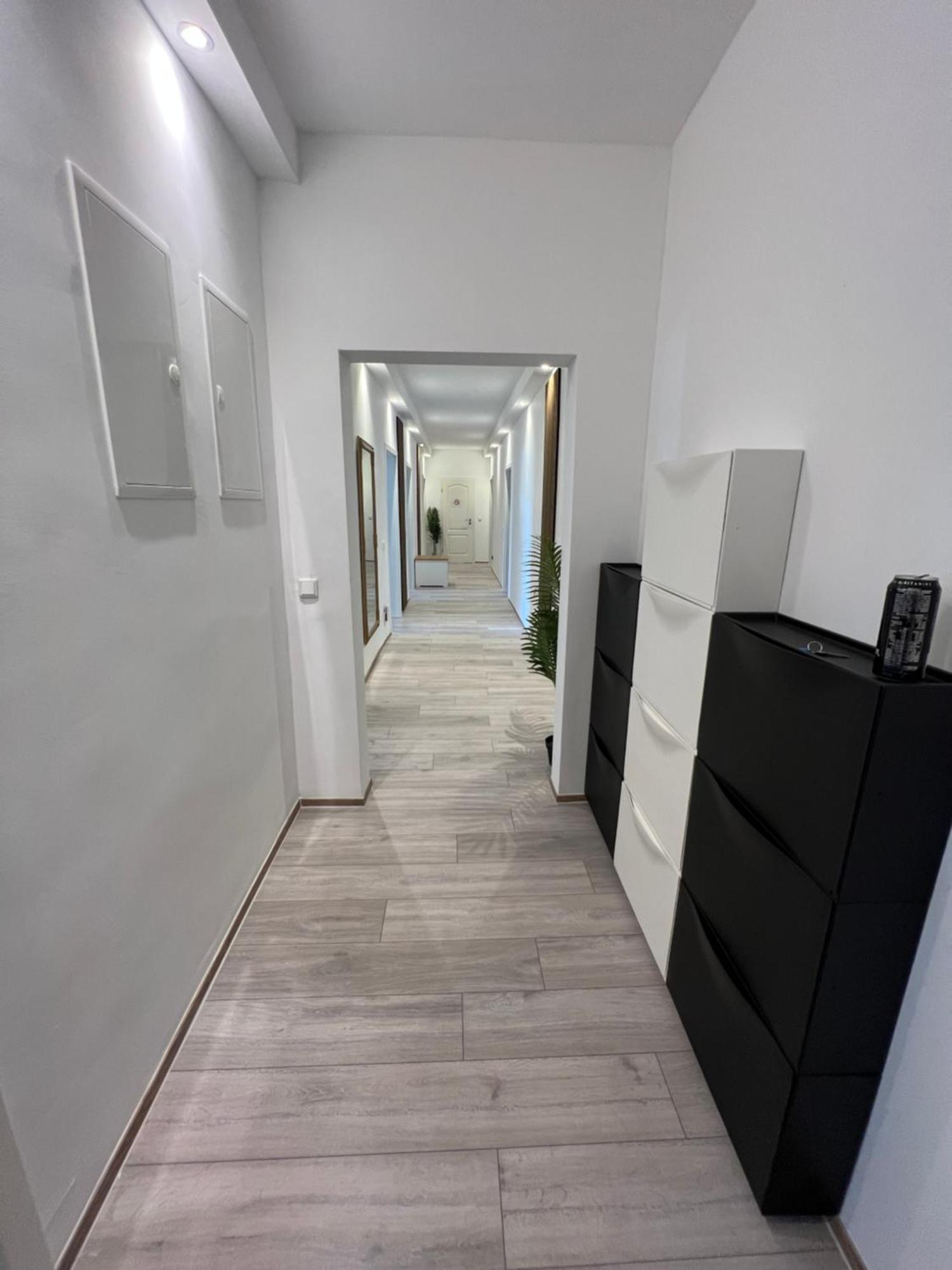 Viersen Schoene Apartments Am Duelkener Bahnhof מראה חיצוני תמונה