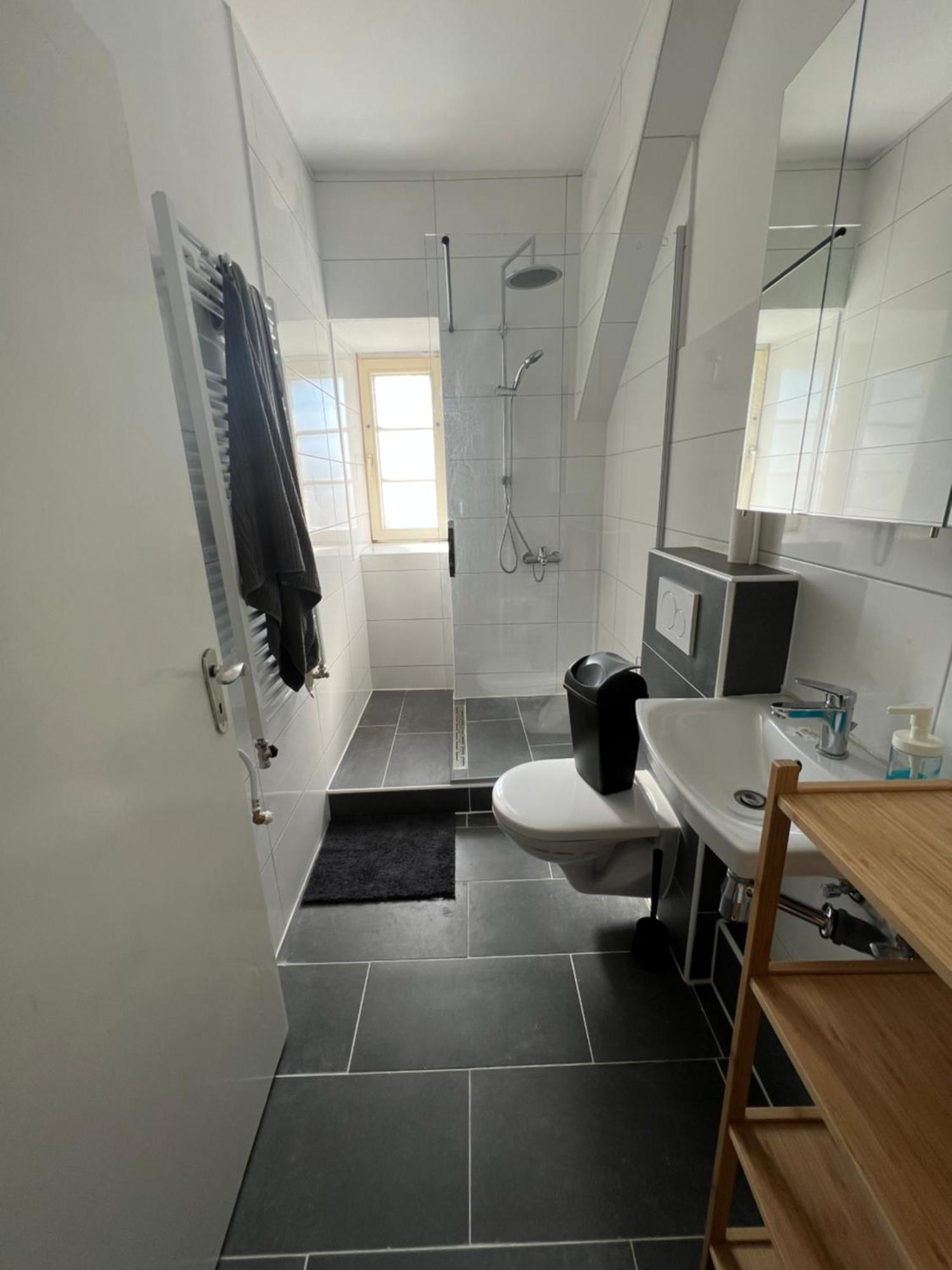 Viersen Schoene Apartments Am Duelkener Bahnhof מראה חיצוני תמונה
