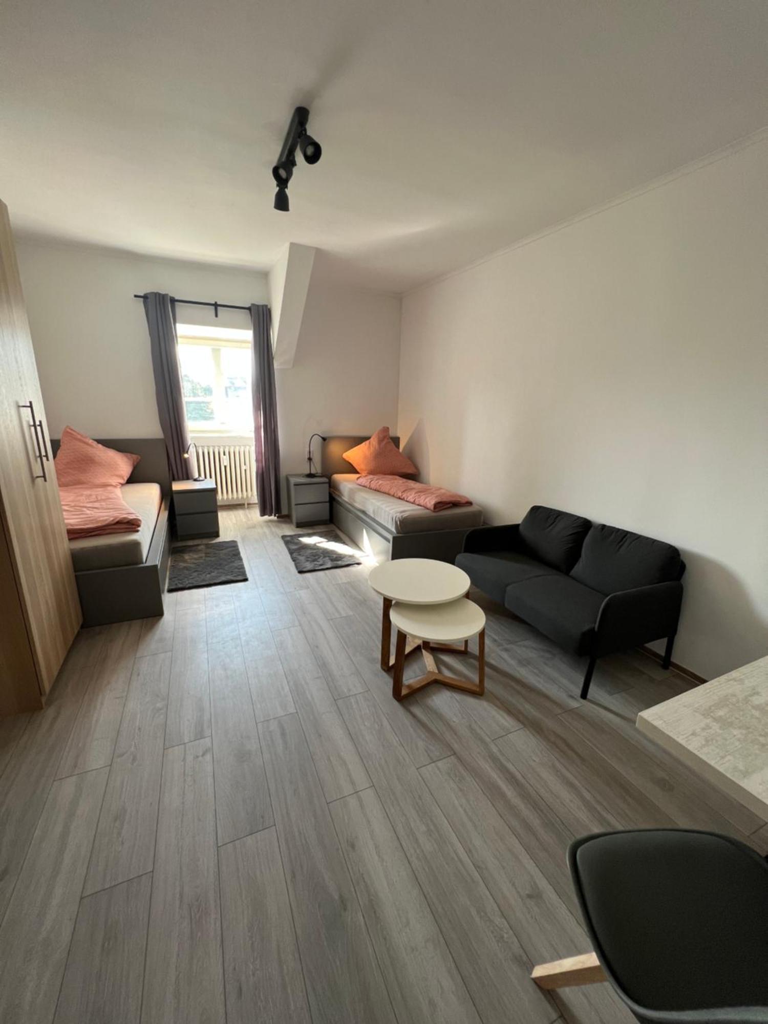 Viersen Schoene Apartments Am Duelkener Bahnhof מראה חיצוני תמונה