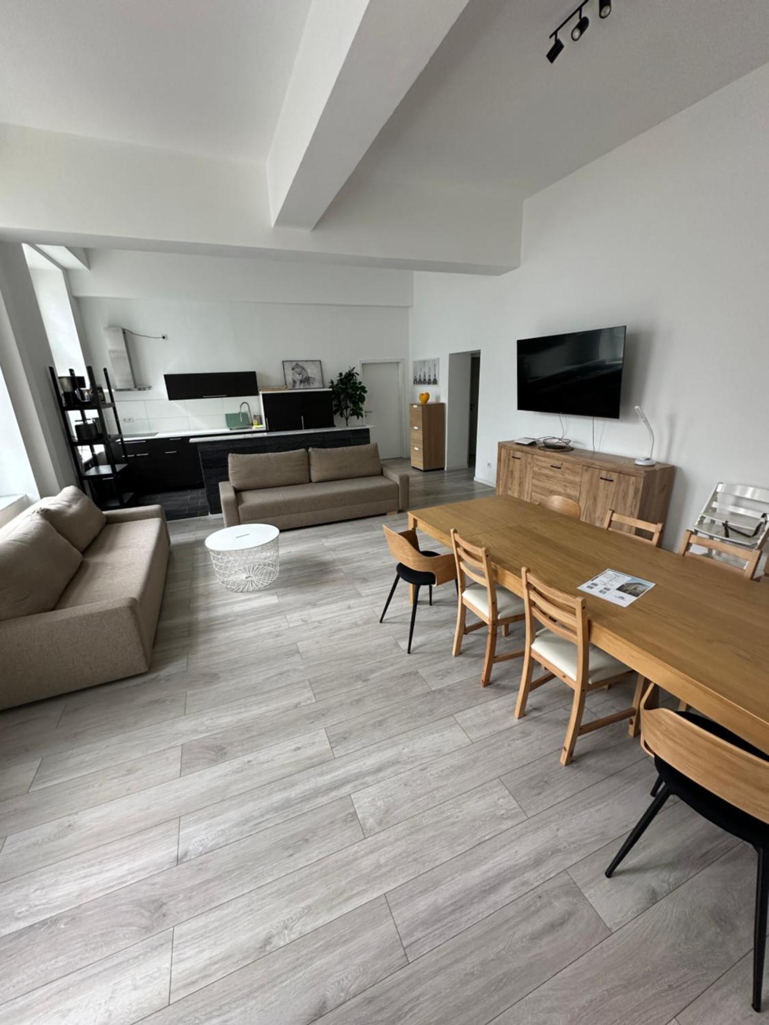 Viersen Schoene Apartments Am Duelkener Bahnhof מראה חיצוני תמונה