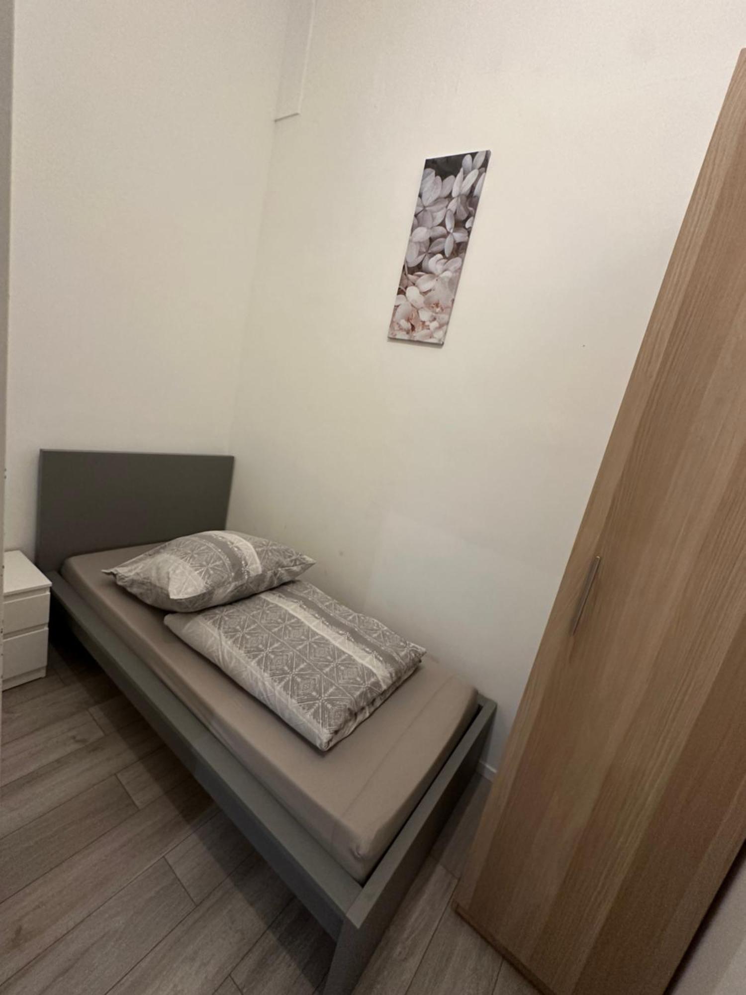 Viersen Schoene Apartments Am Duelkener Bahnhof מראה חיצוני תמונה